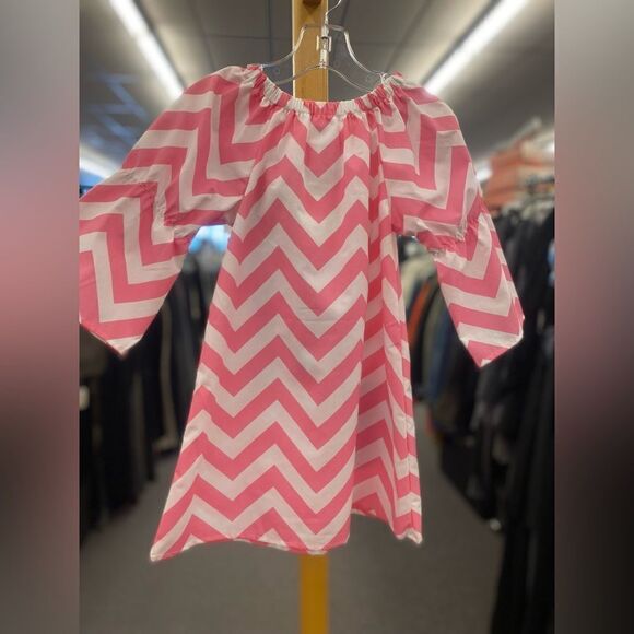 Girls Small Sm/Med Pink Chevron Dress - Picture 3 of 3